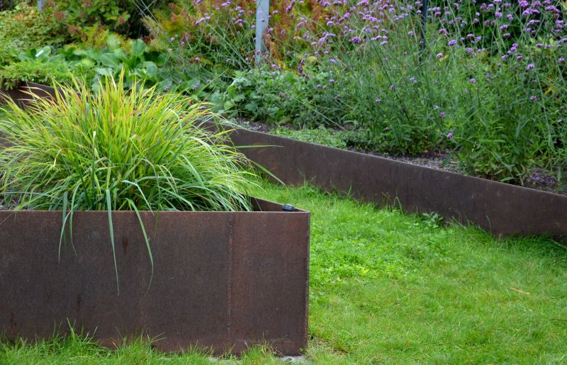 Metal Lawn Edging Cost — Cost of Metal Lawn Edging